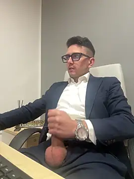 Snapshot of masterboss_ chatting on 03/11/26, 12:55 masterboss online show from 03/11/26, 12:55