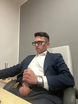 Snapshot of masterboss_ chatting on 03/13/26, 01:51 masterboss online show from 03/13/26, 01:51