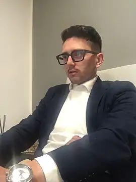 Snapshot of masterboss_ chatting on 04/09/26, 11:59 masterboss online show from 04/09/26, 11:59