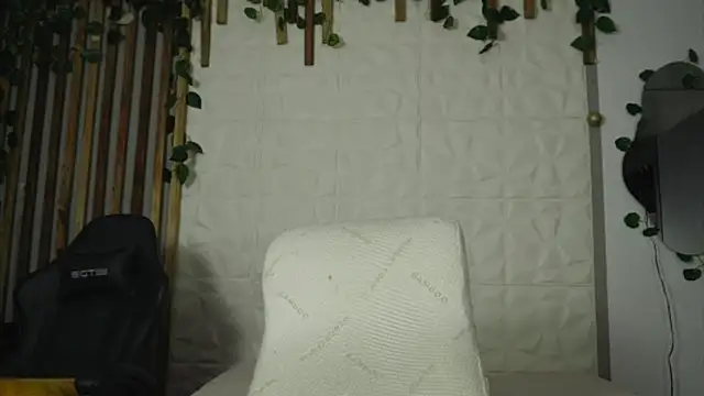 argiee taylorxs2 online show from 01/28/25, 04:50