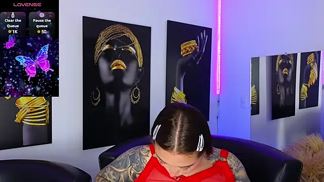 Snapshot of _brenna_hanson chatting on 02/08/25, 08:10 brenna hanson online show from 02/08/25, 08:10