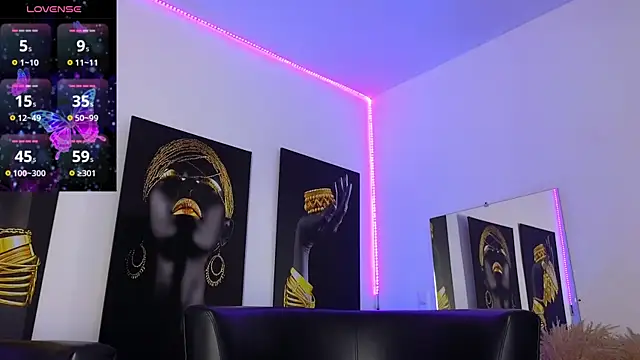 Snapshot of _brenna_hanson chatting on 02/23/25, 01:24 brenna hanson online show from 02/23/25, 01:24