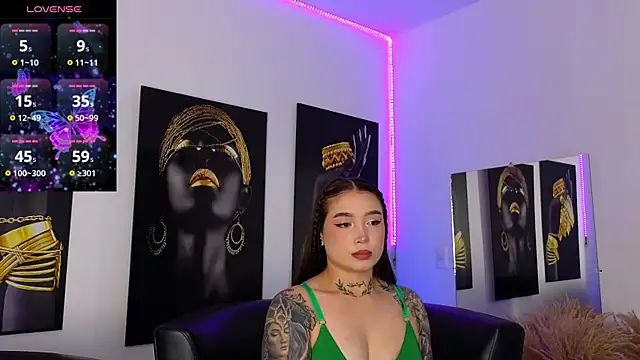 Snapshot of _brenna_hanson chatting on 02/26/25, 07:27 brenna hanson online show from 02/26/25, 07:27