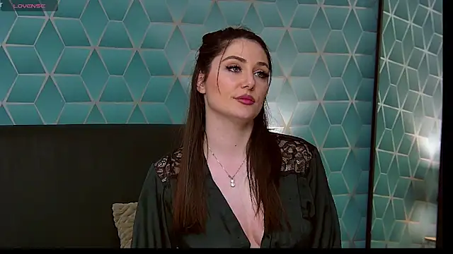 Snapshot of KassieWeins chatting on 03/21/25, 02:07 KassieWeins online show from 03/21/25, 02:07