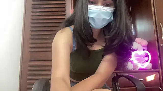 Snapshot of Princess_Lily chatting on 02/10/25, 11:46 Princess Lily online show from 02/10/25, 11:46