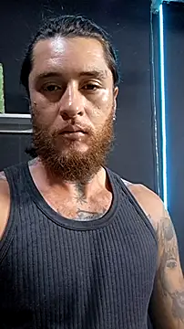 Snapshot of raymon616 chatting on 10/05/25, 12:31 raymon616 online show from 10/05/25, 12:31