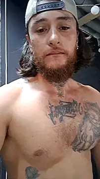 Snapshot of raymon616 chatting on 10/12/25, 02:05 raymon616 online show from 10/12/25, 02:05