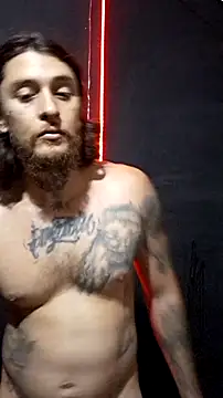 Snapshot of raymon616 chatting on 10/13/25, 02:33 raymon616 online show from 10/13/25, 02:33