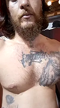 Snapshot of raymon616 chatting on 10/19/25, 04:13 raymon616 online show from 10/19/25, 04:13