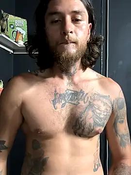 Snapshot of raymon616 chatting on 10/30/25, 11:05 raymon616 online show from 10/30/25, 11:05