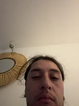 Snapshot of raymon616 chatting on 03/04/26, 10:27 raymon616 online show from 03/04/26, 10:27