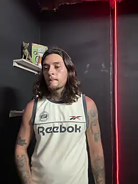 Snapshot of raymon616 chatting on 03/25/26, 10:49 raymon616 online show from 03/25/26, 10:49