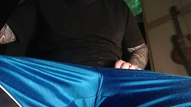 zedizded77 online show from 10/30/25, 12:23