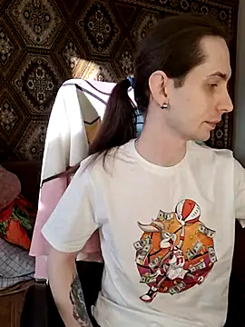 Nikki Sandy online show from 02/18/25, 05:09