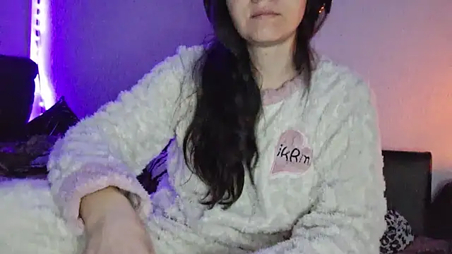 Cyndee Winter online show from 12/18/24, 10:02