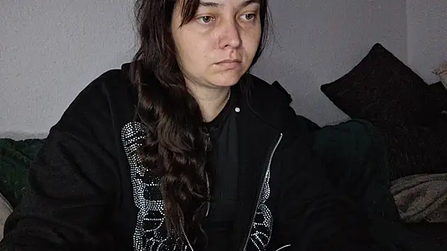 Cyndee Winter online show from 09/17/25, 04:19