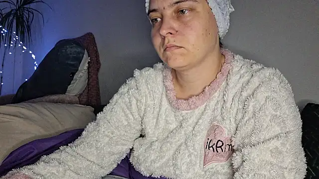 Cyndee Winter online show from 11/03/25, 07:48