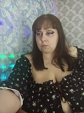 Snapshot of diamond190896 chatting on 05/22/26, 04:34 diamond190896 online show from 05/22/26, 04:34