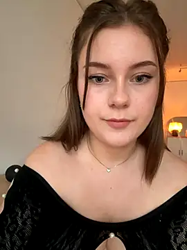 MaribelRiver online show from 11/16/25, 12:33