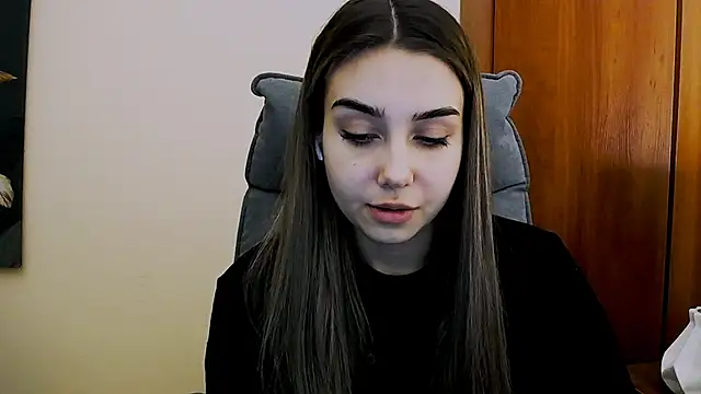 Lili magic online show from 03/21/25, 01:34