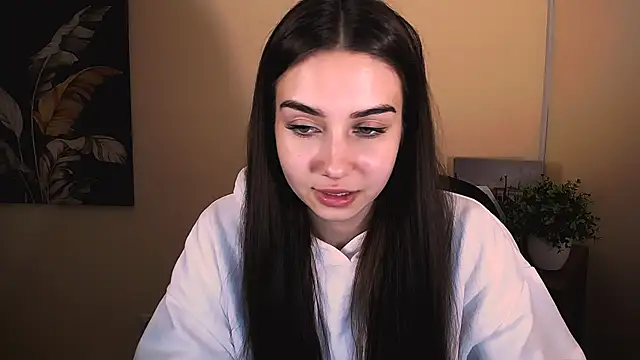 Lili magic online show from 10/11/25, 12:26