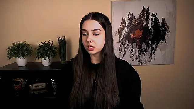 Lili magic online show from 11/08/25, 08:47