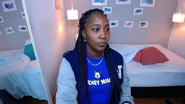 kiara evanss online show from 02/15/25, 02:11