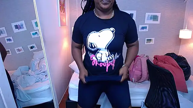 kiara evanss online show from 03/04/25, 08:16