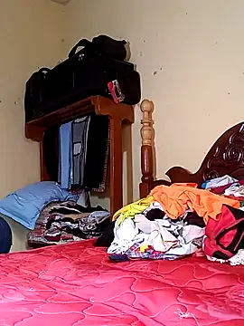 pretty amaal online show from 01/01/25, 03:03