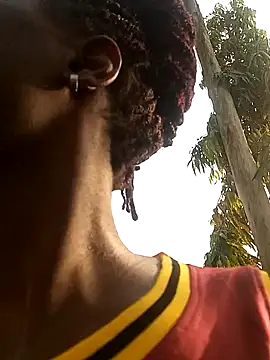 pretty amaal online show from 01/21/25, 02:15