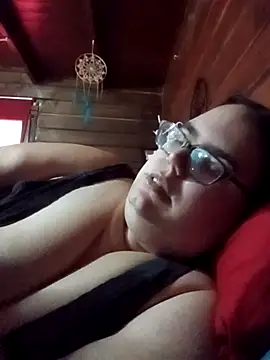 Snapshot of gatitabuena-90 chatting on 02/25/26, 07:29 gatitabuena-90 online show from 02/25/26, 07:29