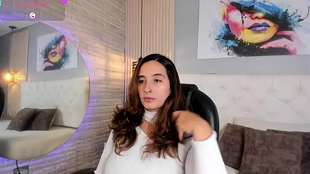 Snapshot of emma__smith1 chatting on 09/19/25, 12:28 emma smith1 online show from 09/19/25, 12:28