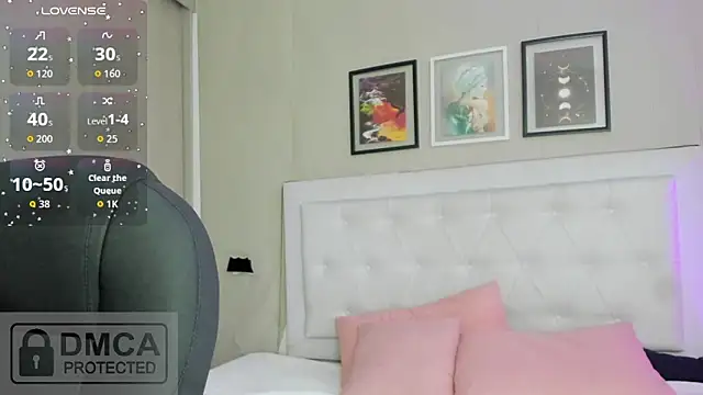 Snapshot of emma__smith1 chatting on 03/18/26, 11:46 emma smith1 online show from 03/18/26, 11:46