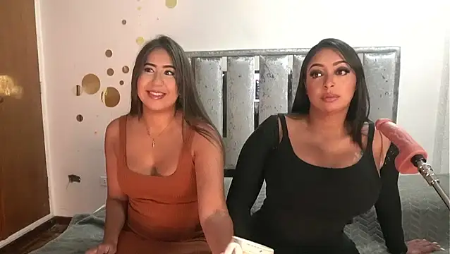 charlottelover21 online show from 01/25/25, 12:06