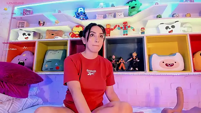 LIAH IZUMI online show from 01/31/25, 12:07