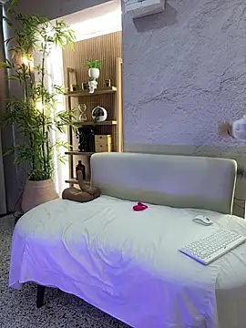 Snapshot of LIAH_IZUMI chatting on 03/21/26, 01:16 LIAH IZUMI online show from 03/21/26, 01:16