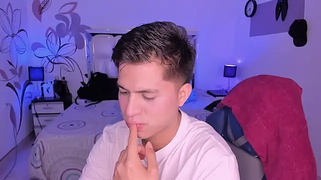 Niicky1  online show from 02/11/25, 09:14