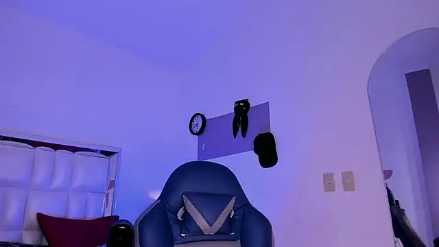 Snapshot of Niicky1_ chatting on 02/25/25, 12:03 Niicky1 online show from 02/25/25, 12:03