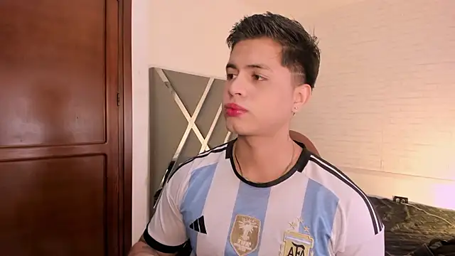 Niicky1  online show from 01/18/26, 01:26