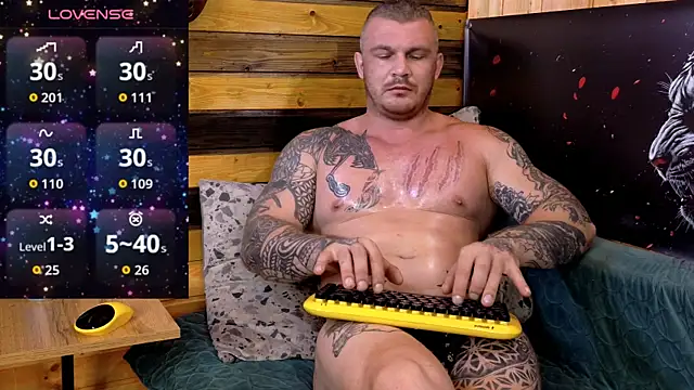 Snapshot of MrrKray chatting on 07/18/26, 08:56 MrrKray online show from 07/18/26, 08:56