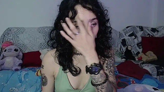 kitty22  online show from 01/10/25, 02:02