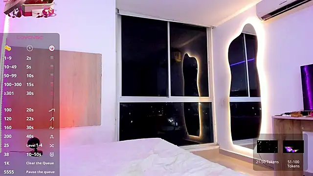 Snapshot of AbrilStivenson_ chatting on 12/15/24, 03:02 AbrilStivenson online show from 12/15/24, 03:02