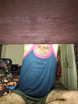 Snapshot of lund_lol chatting on 11/01/25, 05:37 lund lol online show from 11/01/25, 05:37