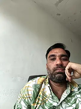 Snapshot of lund_lol chatting on 03/21/26, 09:47 lund lol online show from 03/21/26, 09:47