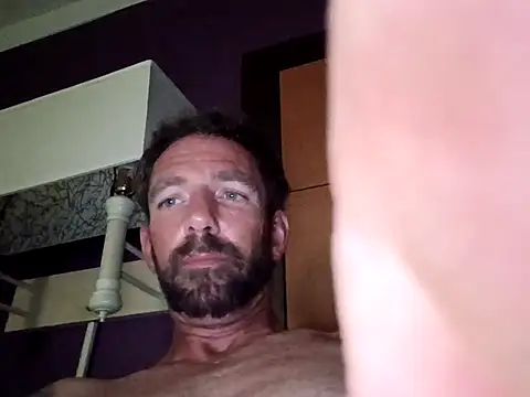 Treemandude online show from 10/14/25, 10:16