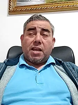 Snapshot of Manolete007x chatting on 04/25/26, 09:34 Manolete007x online show from 04/25/26, 09:34