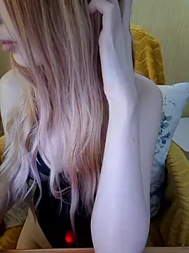 Elza kom online show from 01/08/26, 08:05