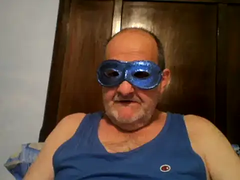 Snapshot of Geppo5911 chatting on 12/23/24, 02:39 Geppo5911 online show from 12/23/24, 02:39