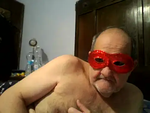 Snapshot of Geppo5911 chatting on 02/03/25, 07:42 Geppo5911 online show from 02/03/25, 07:42