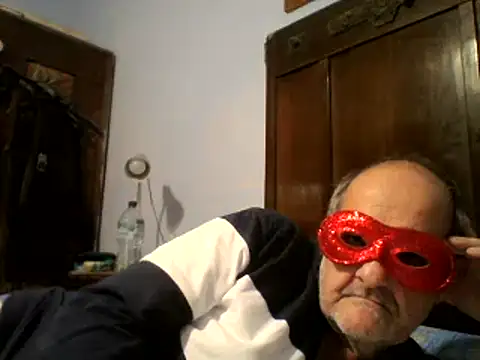 Snapshot of Geppo5911 chatting on 03/21/25, 07:57 Geppo5911 online show from 03/21/25, 07:57